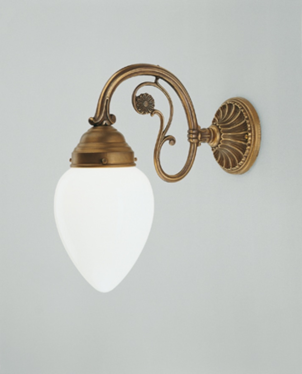 Berliner Messinglampen - A15B - Wandarmatur Friedrich ohne Glas