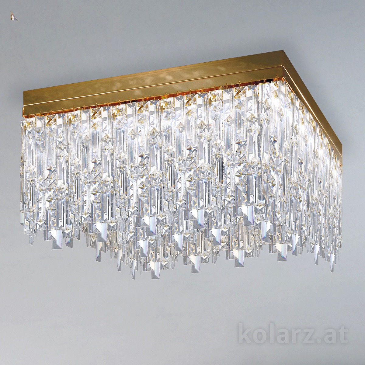 Klassische Deckenleuchten & Deckenlampen fürs Wohnzimmer von KOLARZ Leuchten Deckenleuchte Prisma Stretta 55 cm 1314.116.3.P1.KpT