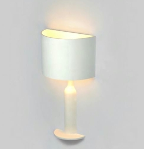 Moderne Wandleuchten & Wandlampen fürs Bad von BPM Lighting Tischleuchte KORE zum Befestigen an der Wand 10034.01