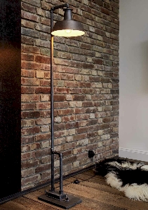 Klassische Stehleuchten & Stehlampen fürs Wohnzimmer von Robers Leuchten Industrial Stehleuchte SL107