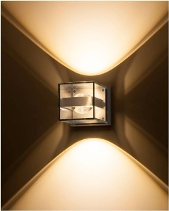 Landhaus-Wandleuchten & Wandlampen für außen fürs Schlafzimmer von Lichtmanufaktur LED Wandleuchte i LOGOS Cube OUT Basis 883112B
