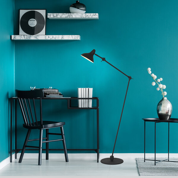 Stehleuchte Kasket  der Firma Steinhauer