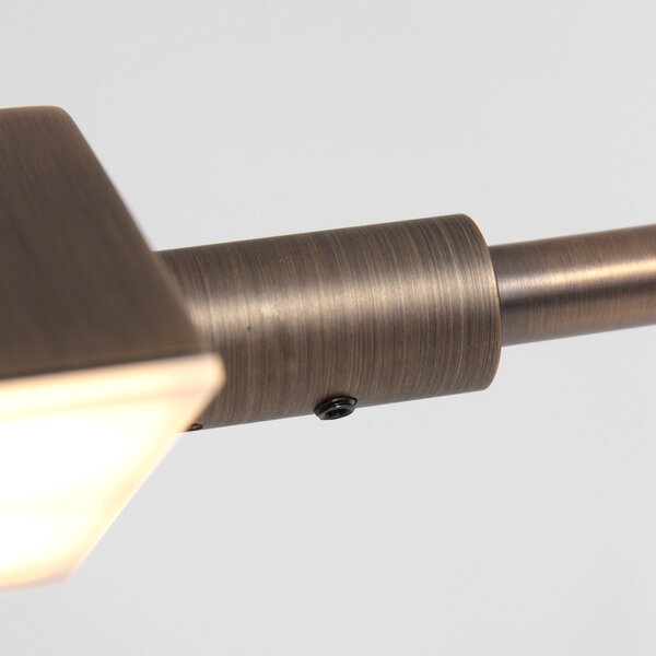 Stehleuchte Retina  der Firma Steinhauer