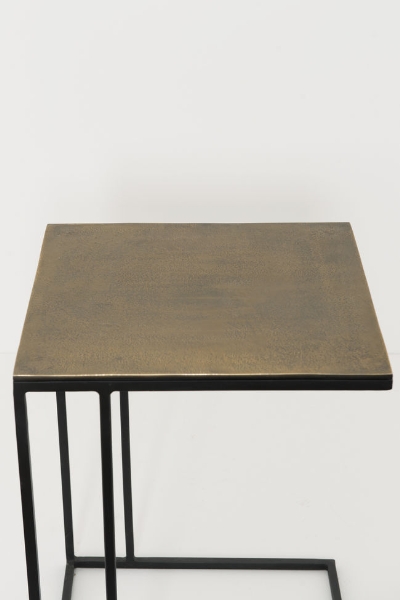 Beistelltisch DINAMICA der Firma Holländer Leuchten