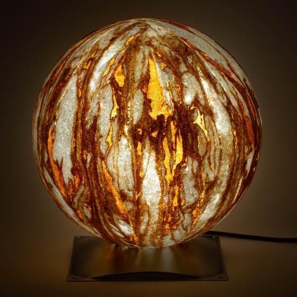 Kugelleuchte Sahara 30 cm mit Edelstahlfuß der Firma EPSTEIN Design Leuchten