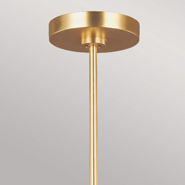 Joan 5 Licht-Kronleuchter - Mattes Weiß / Brüniertes Messing der Firma Elstead