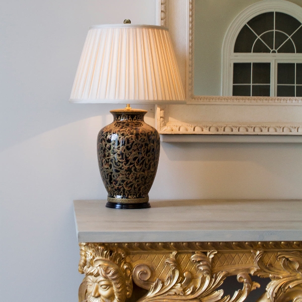 Morris 1 Light Large Table Lamp - Gold and Black der Firma Elstead