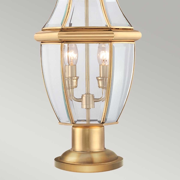 Newbury 2 Light Pedestal - Lacquered Polished Brass der Firma Elstead