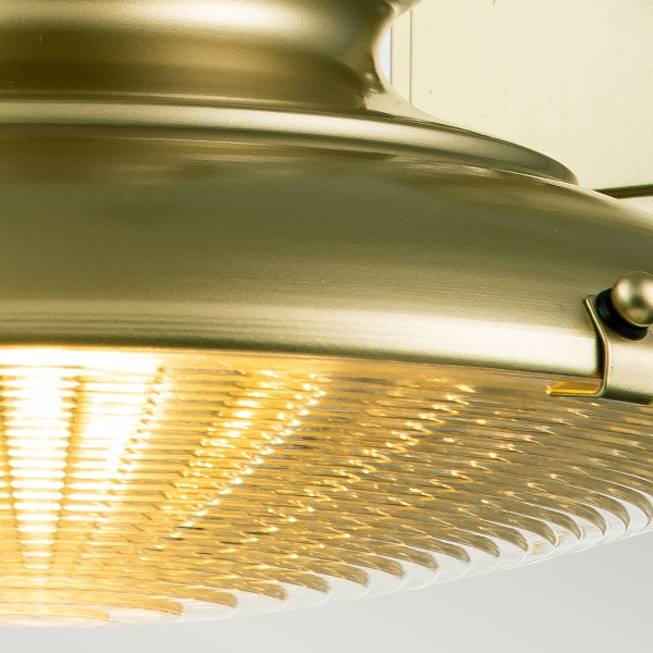 Redding Station 1 Light Medium Wandlaterne - Painted Distressed Bronze der Firma Elstead