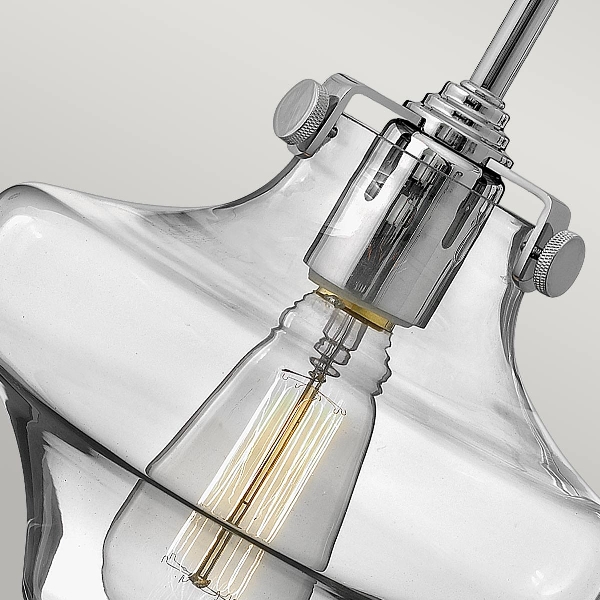 Congress 1 Light Wandleuchte aus klarem, gestuftem Glas - Chrom der Firma Elstead