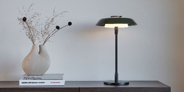 Horisont Tischleuchte der Firma Belid Leuchten