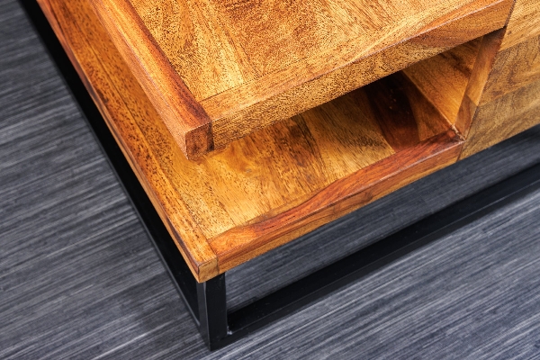 Couchtisch GIANT der Firma Casa Élite