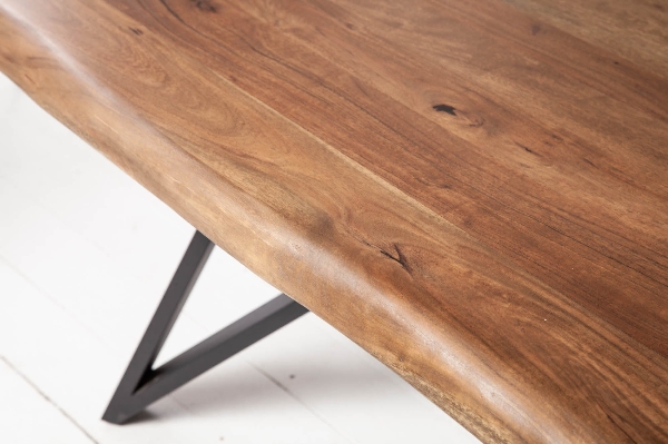 Esstisch MAMMUT  der Firma Casa Élite