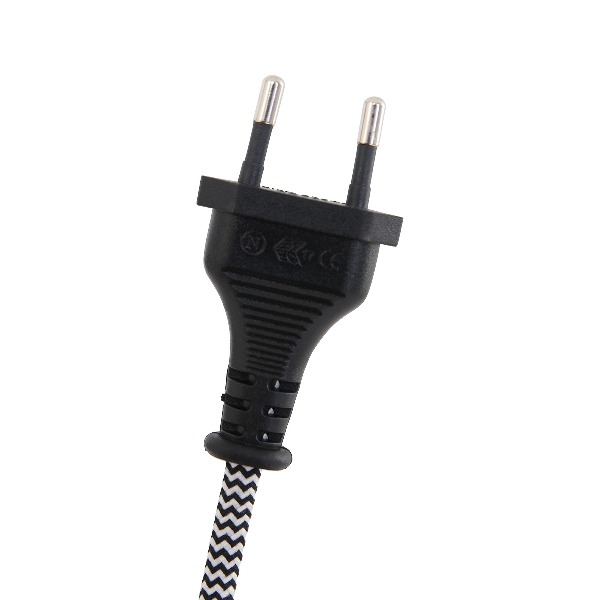 Tischlampe Nove der Firma Steinhauer