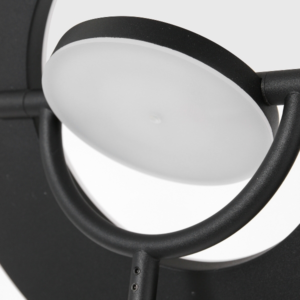 Stehleuchte Soleil der Firma Steinhauer