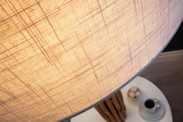 Stehleuchte SERVANT der Firma Casa Élite