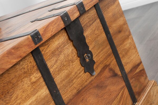 Coffee table and bar BODEGA  der Firma Casa Élite