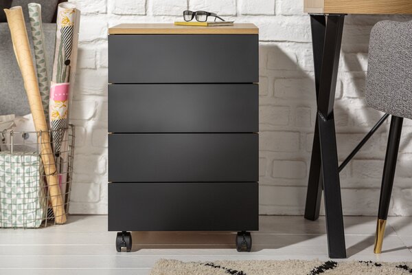 Fahrbares Podest STUDIO  der Firma Casa Élite