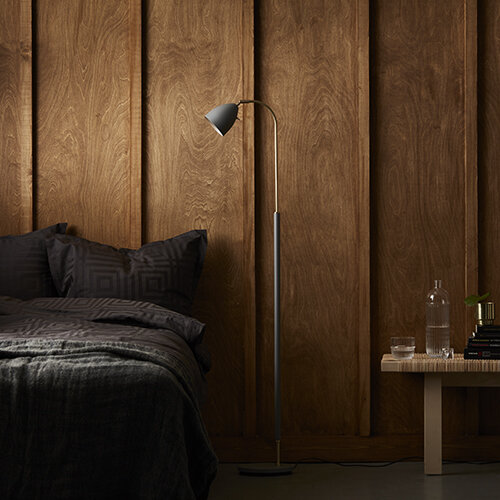 Deluxe floor lamp black/brass MR16 der Firma Belid Leuchten