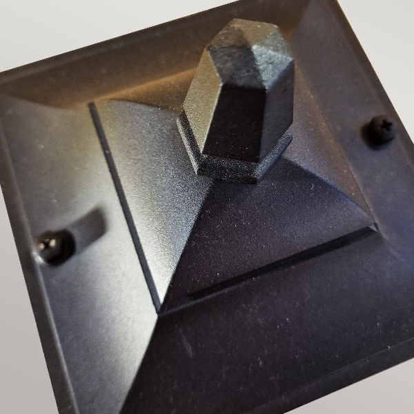 Aussen-Standleuchte Chapel der Firma Elstead