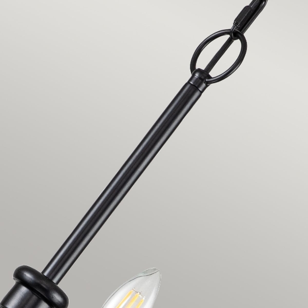 Kronleuchter Capitol Hill der Firma Elstead