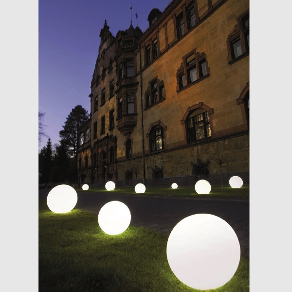 Kugelleuchte Snowball 60 cm Durchmesser Stationär der Firma EPSTEIN Design Leuchten