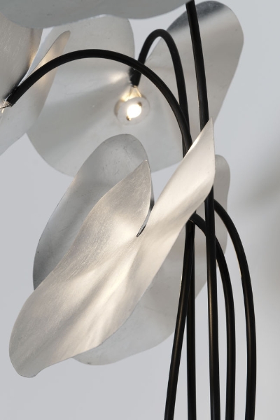 LED-Stehleuchte CONTROVERSIA der Firma Holländer Leuchten